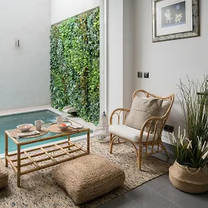 downtown-pool-house.hotelaalgarve.com/