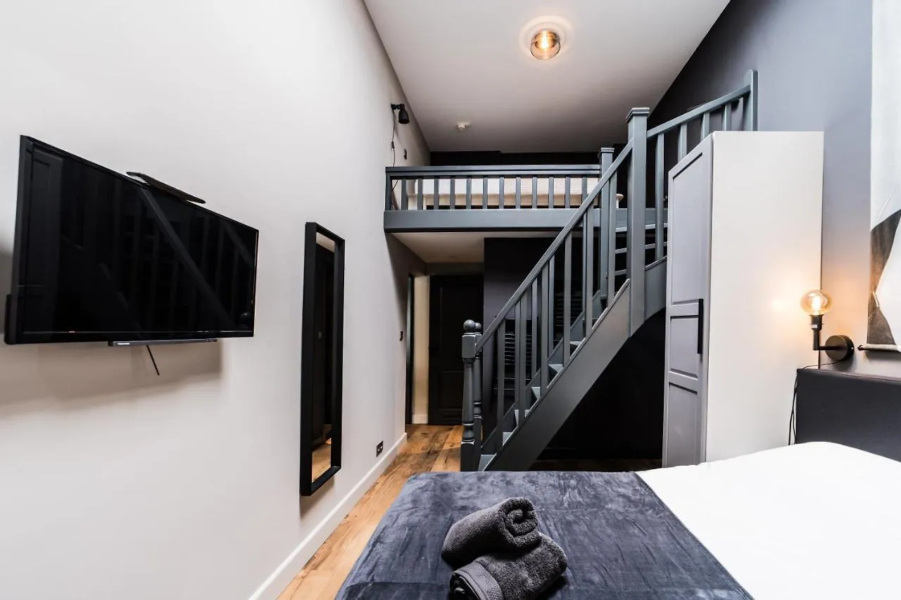 Eclectic Loft 'Pinot Noir' Apartment The Hague